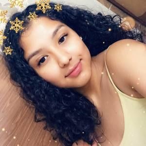 Meet your Posher, Lesly